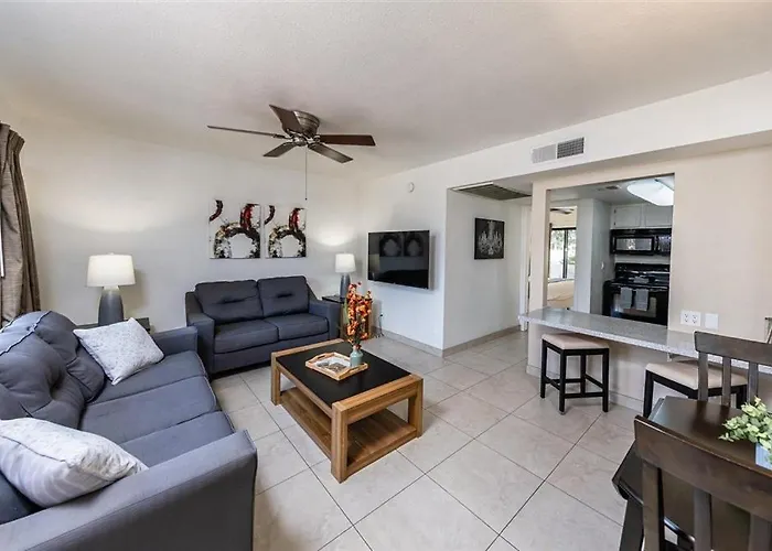 206 Fully Furnished 1br Suite-prime Location Apartment